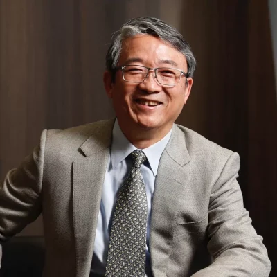 03謝健南​ (企管系68級)